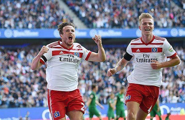  奥斯纳布吕克定位精准，德甲战术执行堪称教科书典范